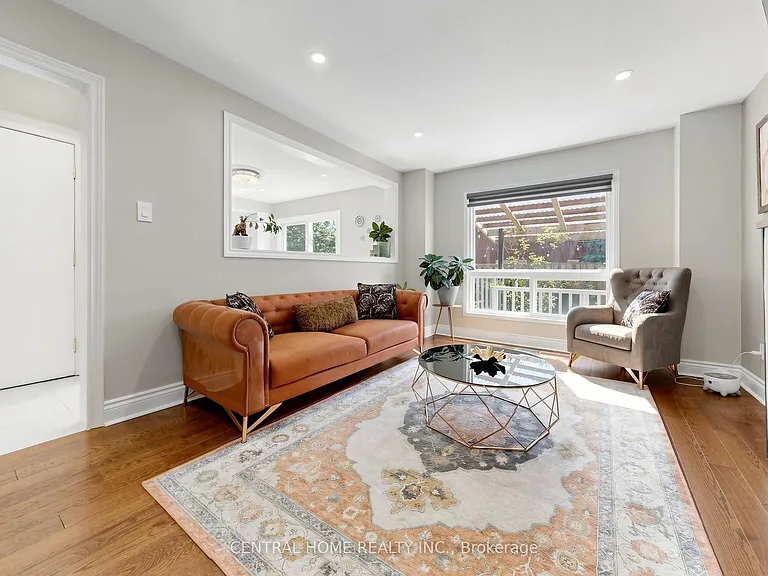 48 Ballard Cres — Photo 17