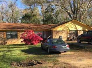 105 Maddock Ave, McComb, MS 39648