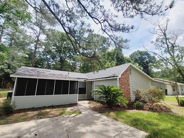 3209 Hester Dr — Photo 1