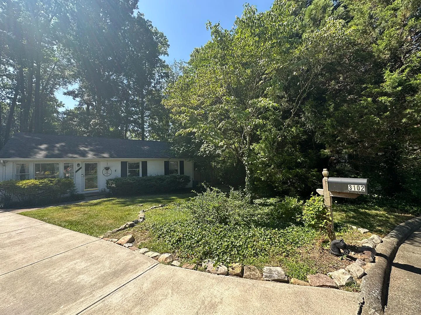 3102 Canterbury St — Photo 2