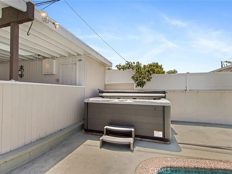 1205 Manzanita Ln — Photo 9