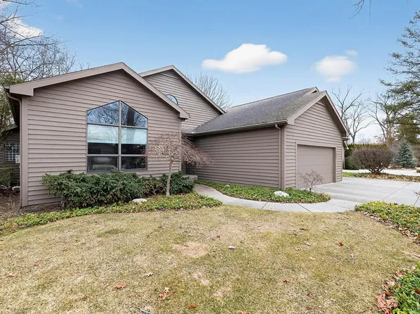 3327 Bridgetown Rd, Bristol, IN 46507