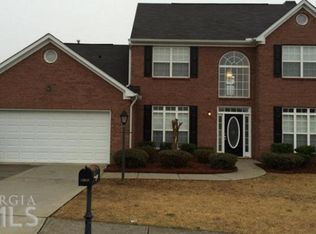 2370 Village Centre Dr, Loganville, GA 30052