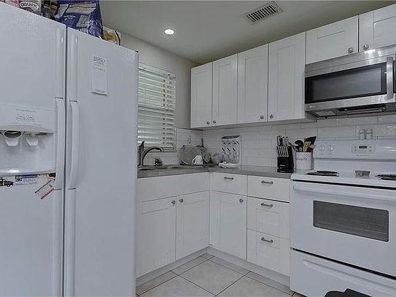 5th image of 1712 W Powhatan Ave