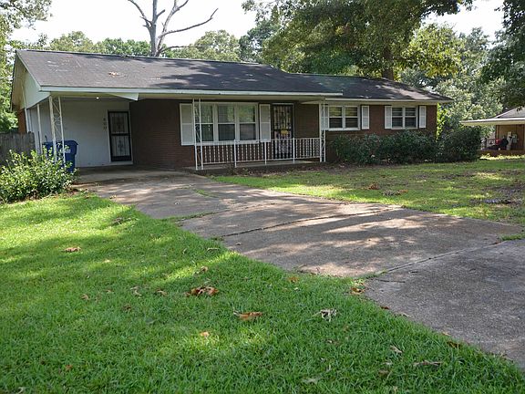 3rd image of 600 Windwood Dr