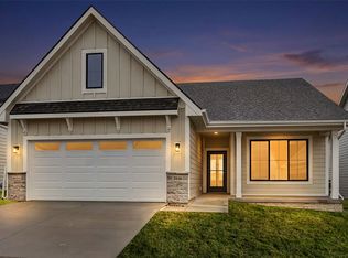1516 Garland Ave, Norwalk, IA 50211