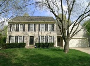 11609 Hemlock St, Overland Park, KS 66210