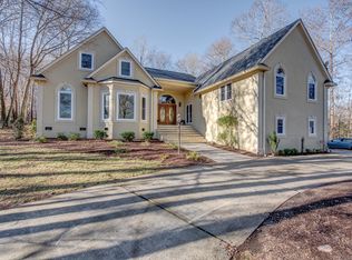 519 Stuart Rdg, Cramerton, NC 28032