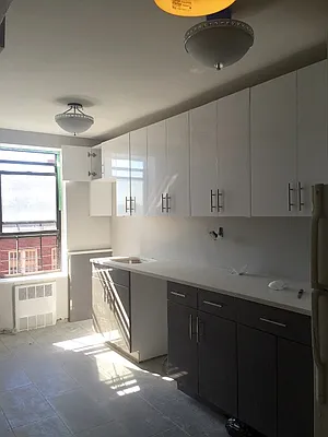 Rented by BRICK & GALO REALTY CORP | media 16