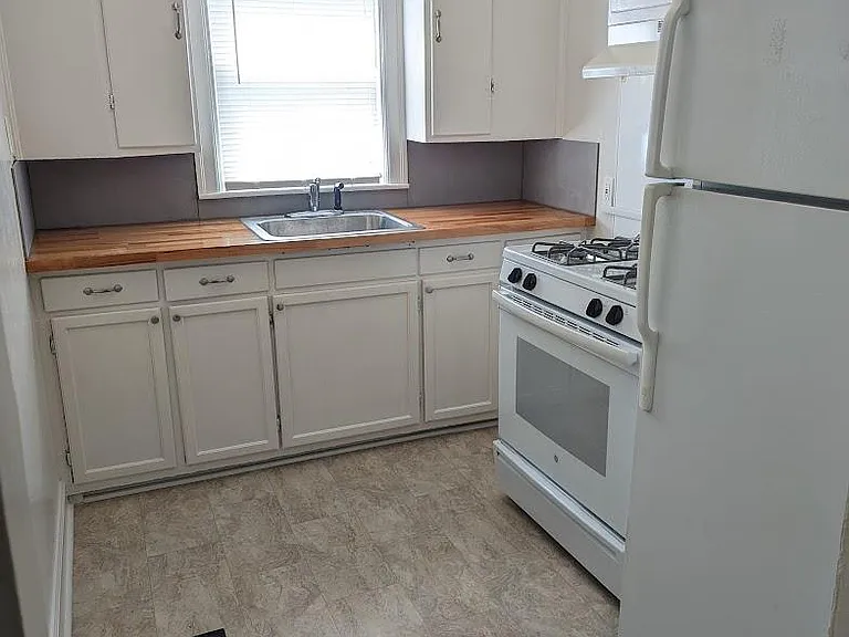 107 Halls Ln #3 — Photo 4