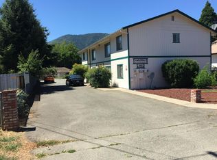 223 Cedar St #B, Rogue River, OR 97537