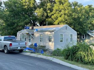 8800 E Roberts St, Independence, MO 64053