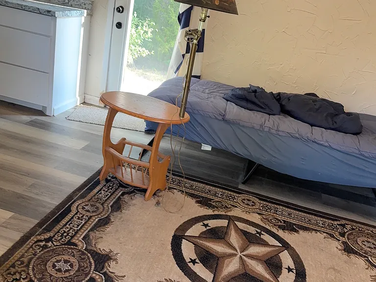 625 Private Road 4369 — Photo 2