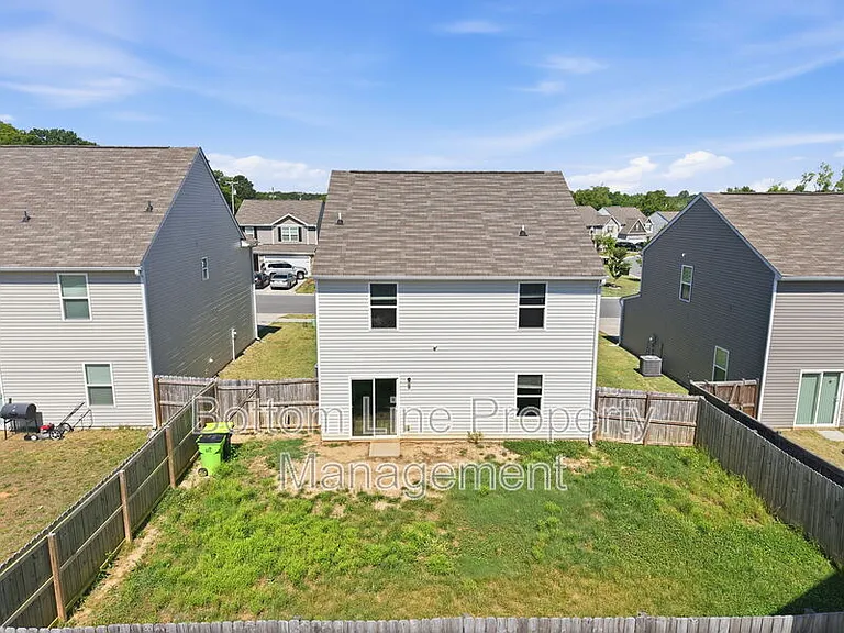 608 Frosty Way — Photo 16