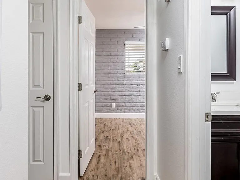 3718 E Glenrosa Ave #3 — Photo 2