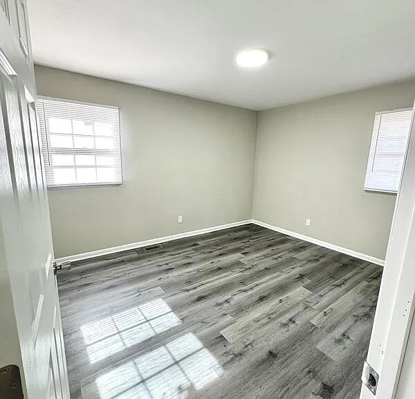 824 Stoneykirk Dr — Photo 10