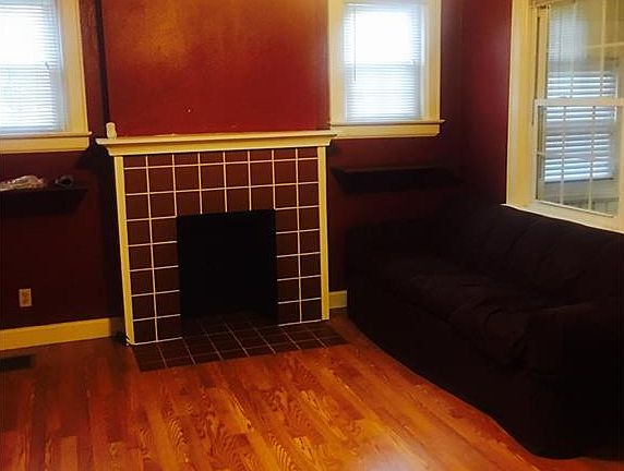 5th image of 234 Shepherd Ave