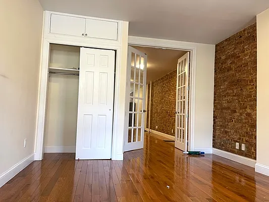 Rented by Oxford Property Group | media 27