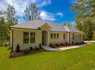 5701 McGee Rd, Benton, AR 72019