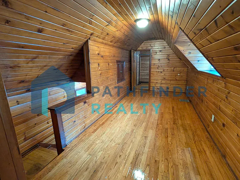 53 W Maplewood Ave — Photo 16