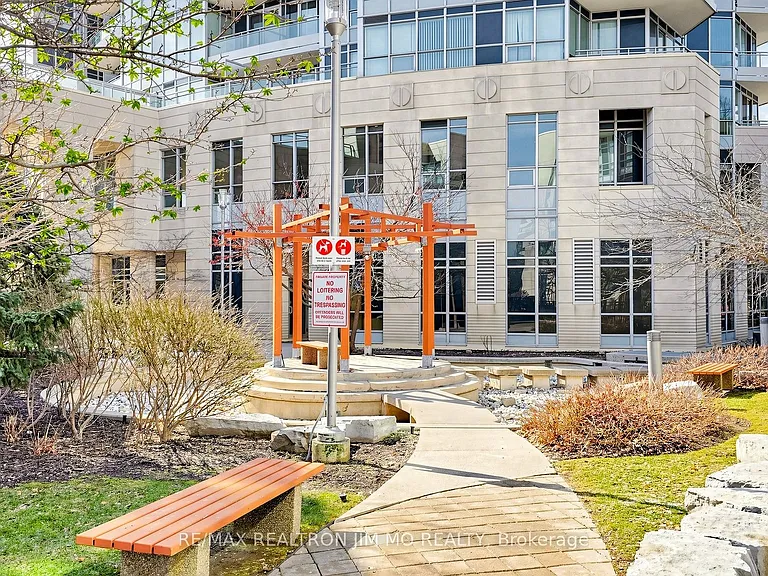 18 Holmes Ave #1606 — Photo 42