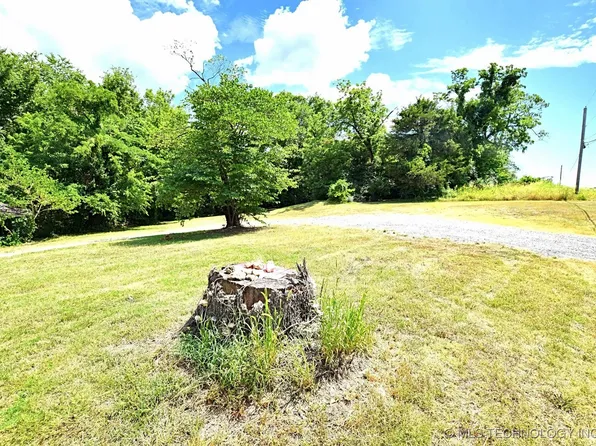 403 S Bluff Ave, Tahlequah, OK 74464