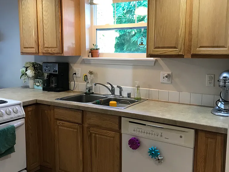 505 Quince St SE #1 — Photo 8