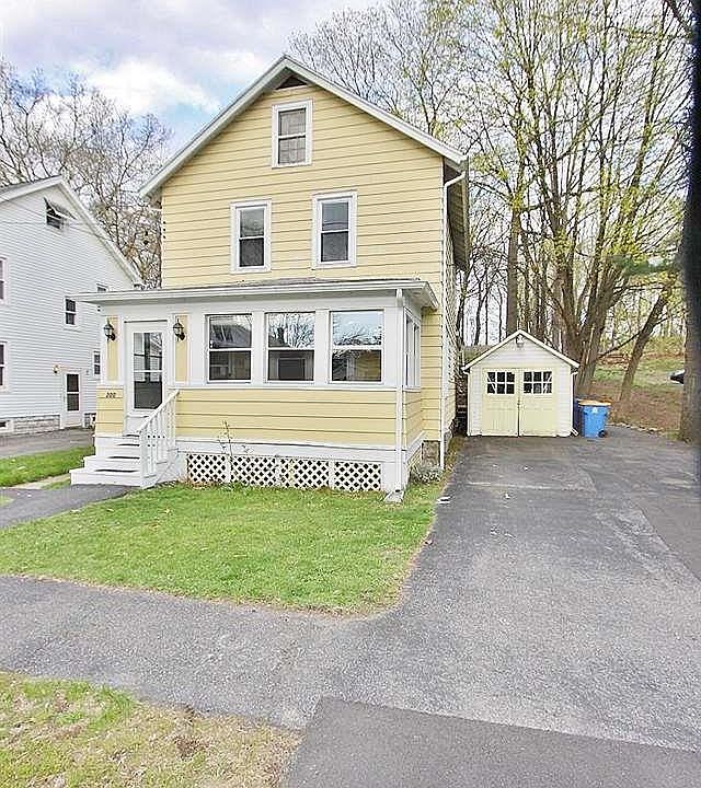 1st image of 300 E Chester St