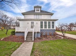 17 Newton St, Angola, NY 14006