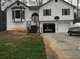 153 Silverthorne Cir, Douglasville, GA 30134