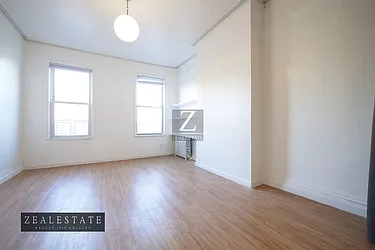 Rented by ZealEstate Group Inc