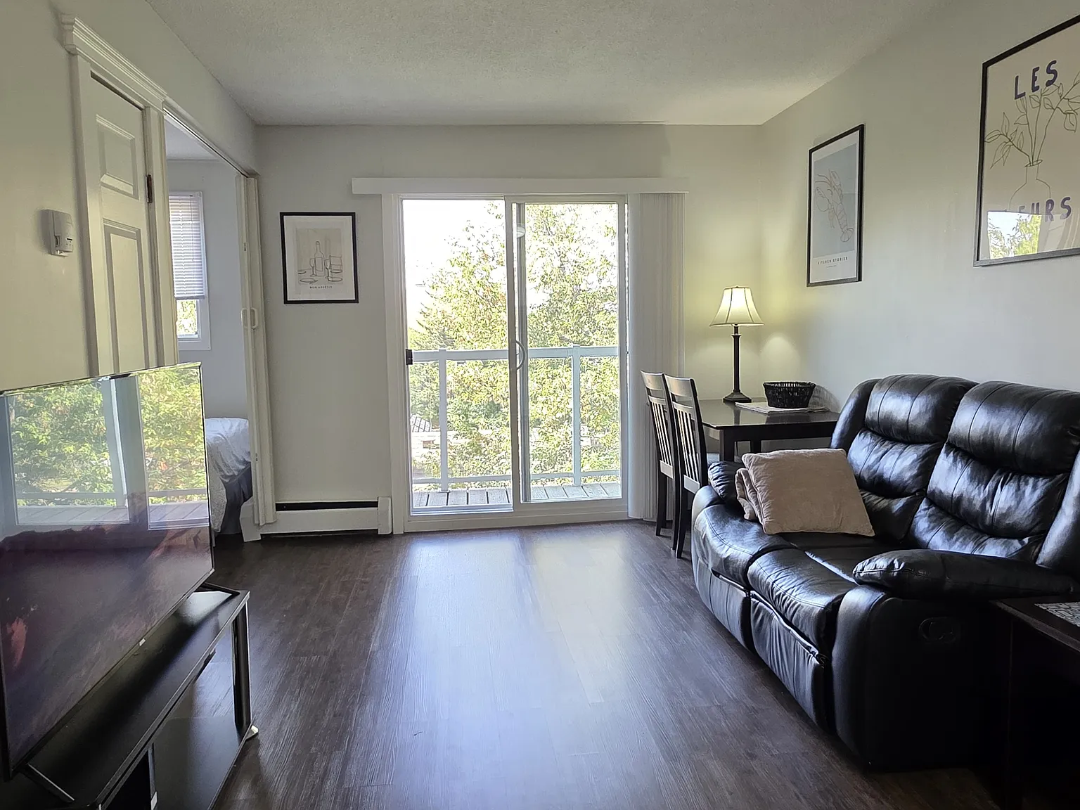 Studio, 400 sqft, $1,395 — Photo 2