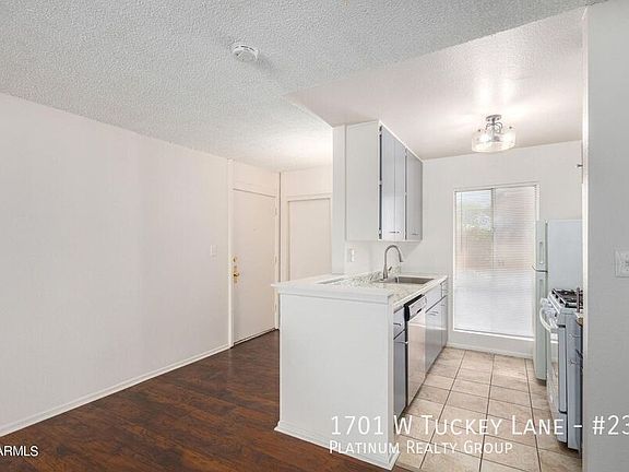 4th image of 1701 W Tuckey Ln #230