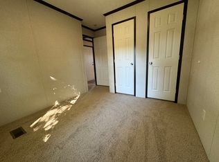 349 Brookside Mnr, Goshen, IN 46526