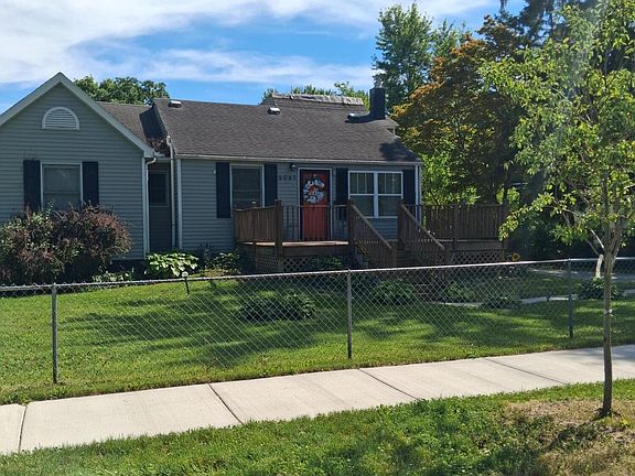 3rd image of 5043 Saint Aubin Dr