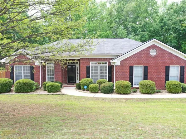 9146 Garrett Lake Dr, Midland, GA 31820