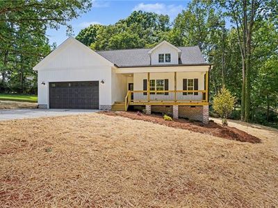 7340 Church St, Rural Hall, NC, 27045