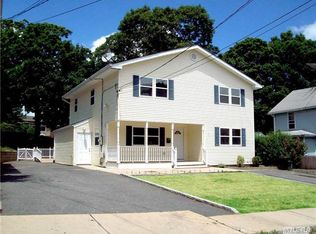 79 E 3rd St, Huntington Station, NY 11746