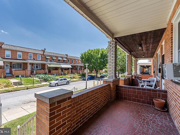 5th image of 422 Elrino St