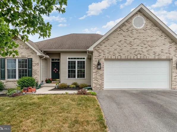 64 Northview Dr, Mechanicsburg, PA 17050