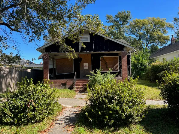 10 Magnolia Ave, Charleston, SC 29403