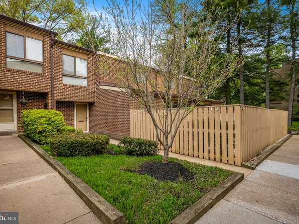 13 Tanner Ct #H, Baltimore, MD 21208