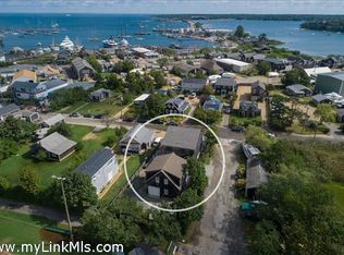 61 Lagoon Pond Rd, Tisbury, MA 02568