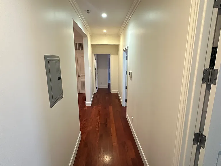 105 Duboce Ave — Photo 4
