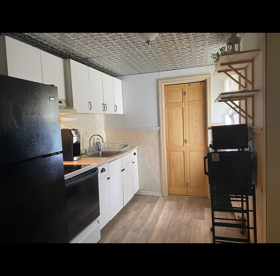 1 bed, 550 sqft, $1,080 — Photo 2