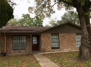 214 Bucknell Ct, College Station, TX 77840
