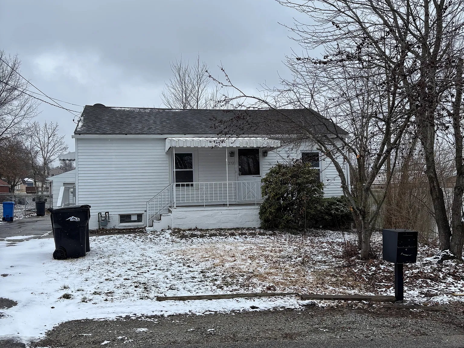 2 bed, $1,080 — Photo 1
