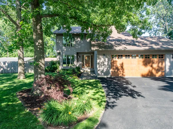 38013 N Russell Ave, Beach Park, IL 60087
