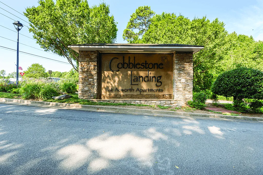 Cobblestone Landing Apartments — Photo 4