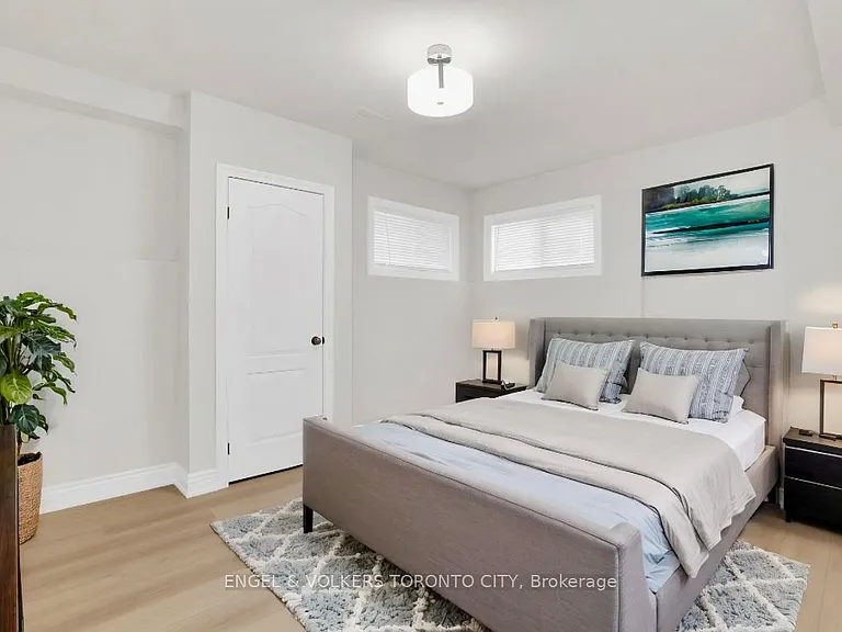 125 Sovereigns Gate #LOWER — Photo 9